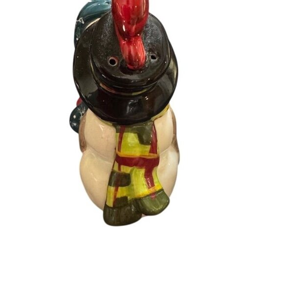 Ceramic Snowman Couple Salt & Pepper Shaker Set With Festive Details - Picture 5 of 16